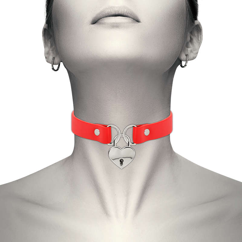 COQUETTE CHIC DESIRE - ROOD VEGAN LEDEREN KETTING HART ACCESSOIRE MET SLEUTEL