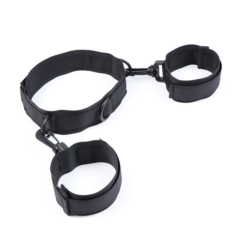 OHMAMA FETISH - NYLON HANDBOEIEN EN KRAAG