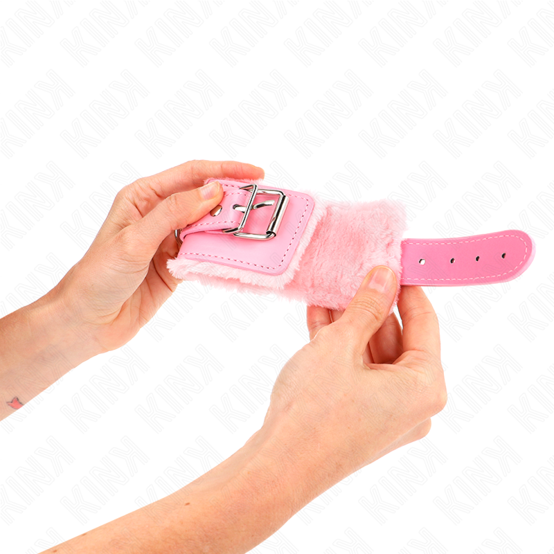 KINK - ROZE GEVOERDE POLSBANDJES MET VERSTELBARE ROZE BAND 20-29 CM X 5,5 CM