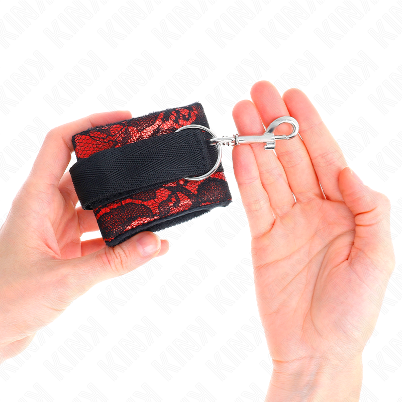 KINK - Korte polsbandjes met fluwelen kant en nylon rand, rood/zwart, 23 x 6,5 cm