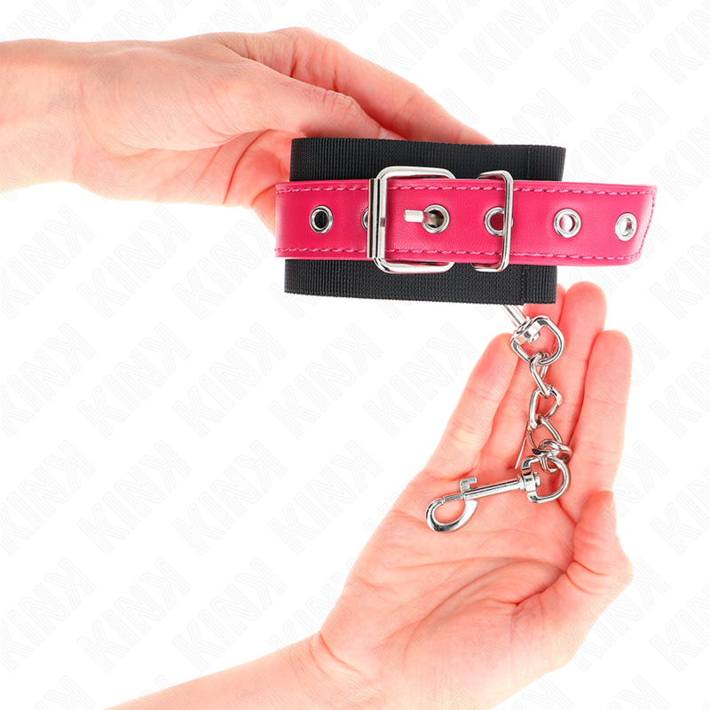 KINK - ZWARTE NYLON POLSBANDJES MET VERSTELBARE BONTE LEDEREN BAND 19-29 CM X 5,1 CM