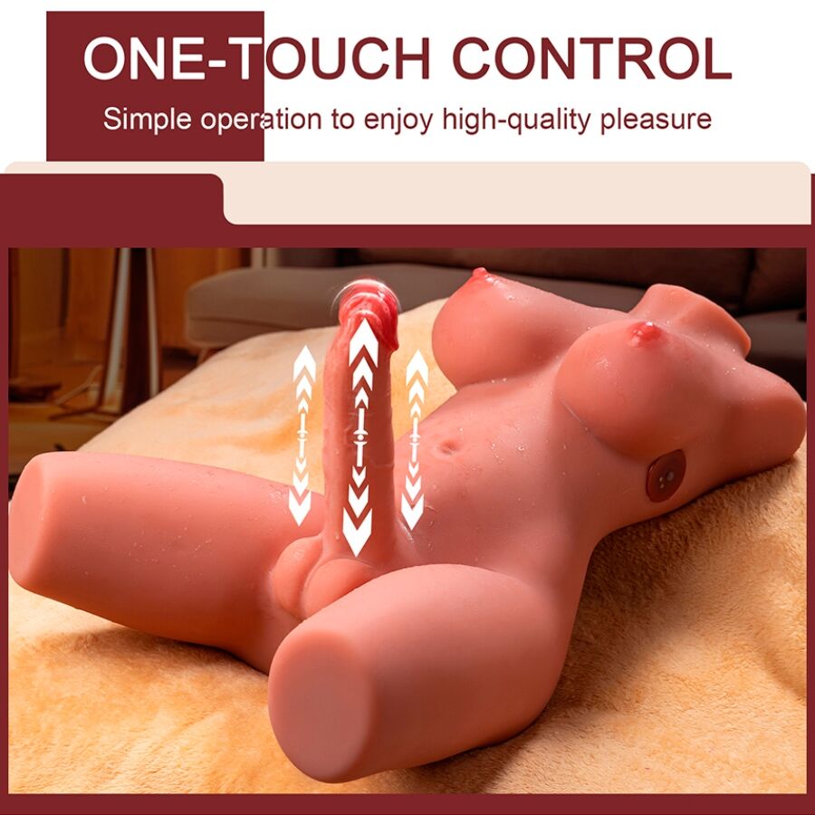 XISE - MIAH LADY BOY VROUWELIJKE TORSO MET VIBRERENDE EN STUWENDE DILDO 55 CM