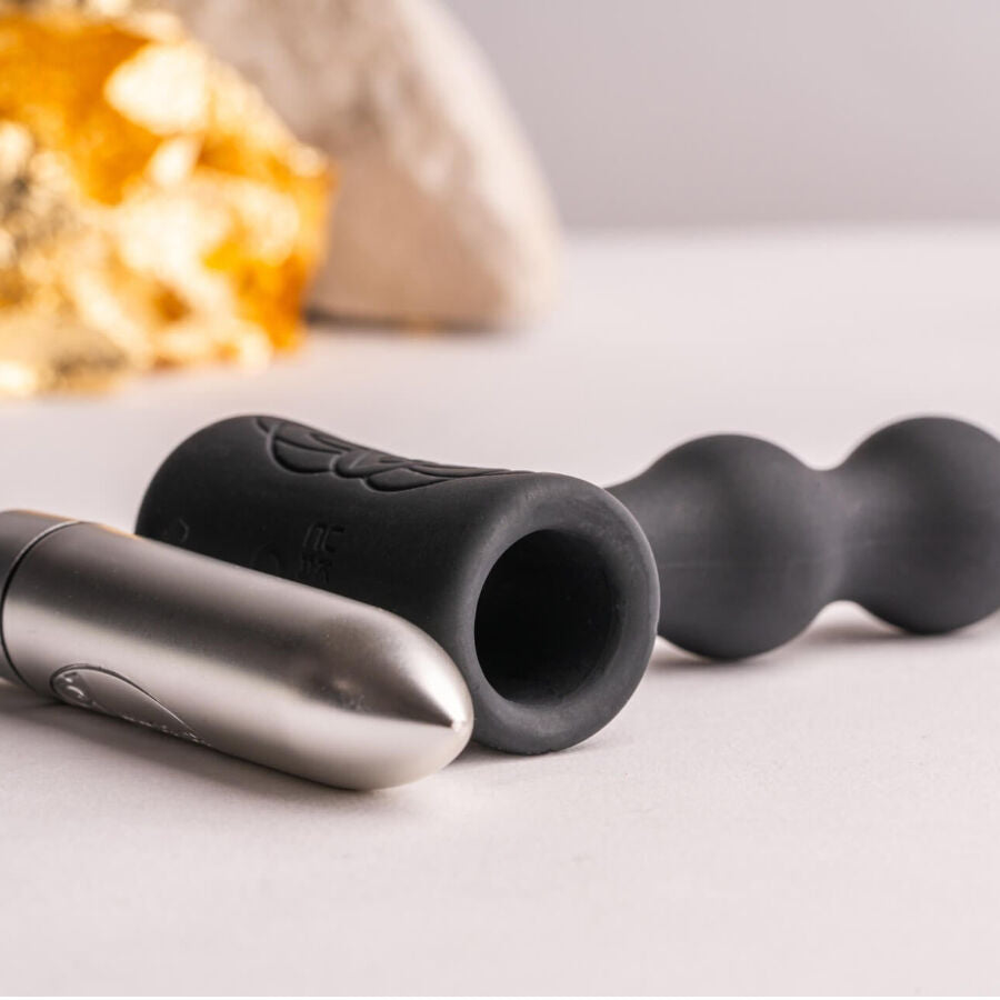 ROCKS-OFF - PETITE SENSATIONS PEARLS ANAAL PLUG VIBRATOR ZWART
